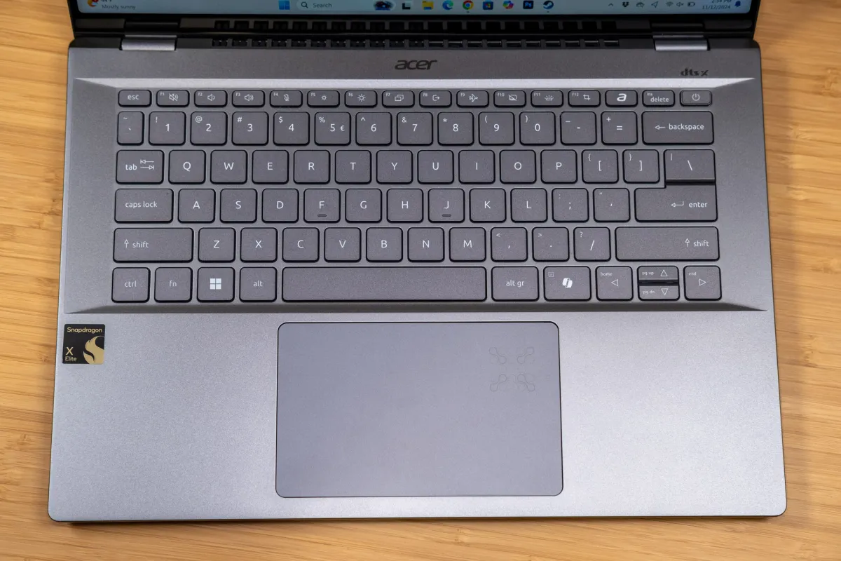 Acer Swift 14 AI Copilot+ PC góc chụp tổng thể laptop AI PC
