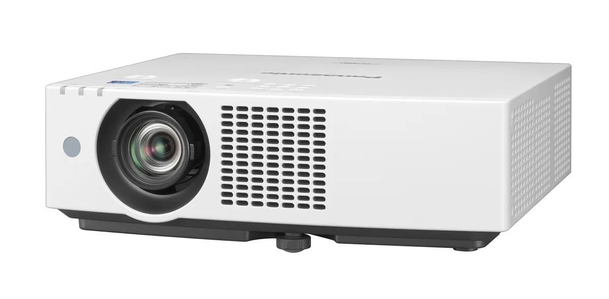 Máy chiếu Panasonic PT-VMZ61 — laser 3LCD WUXGA 6200 lumens cho hội trường Máy chiếu Panasonic PT-VMZ61 laser WUXGA 6200 lumens nhìn nghiêng