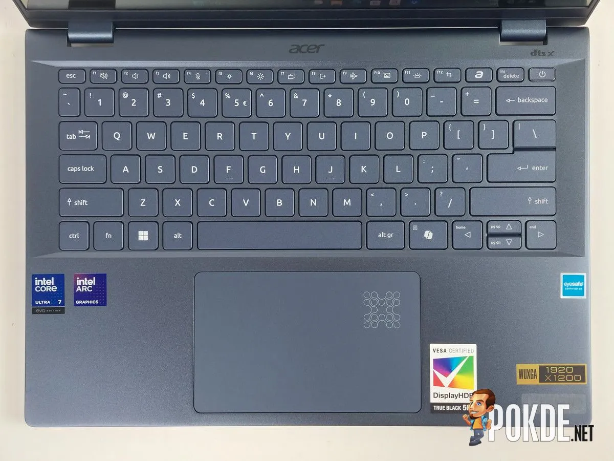 Bàn phím và cổng kết nối Acer Swift 14 AI laptop doanh nghiệp