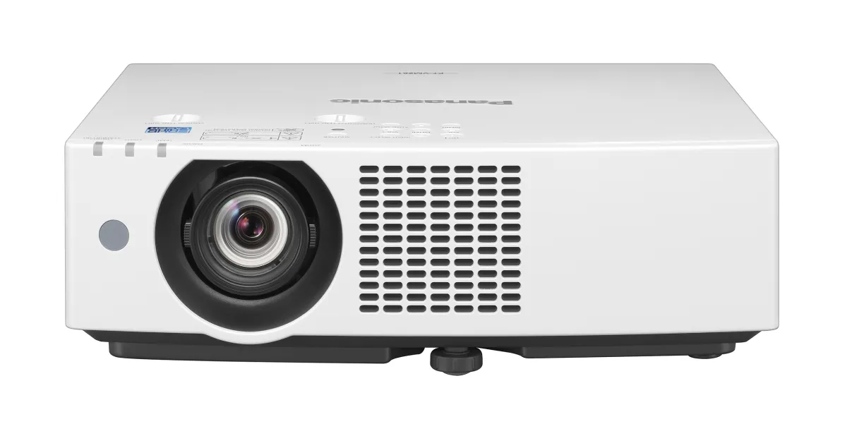 Mặt trước máy chiếu Panasonic PT-VMZ61 với ống kính zoom 1,6x Máy chiếu Panasonic PT-VMZ61 WUXGA nhìn từ phía trước