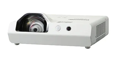 Máy chiếu Panasonic PT-TW381R: top chọn cho lớp học