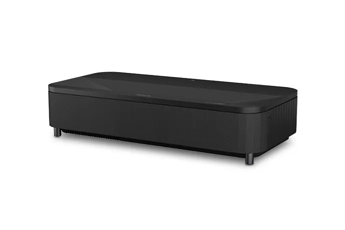 Epson LS800 đặt trên kệ, phù hợp phòng có kiểm soát ánh sáng Máy chiếu Epson LS800 thiết kế siêu gần đặt trên kệ tivi