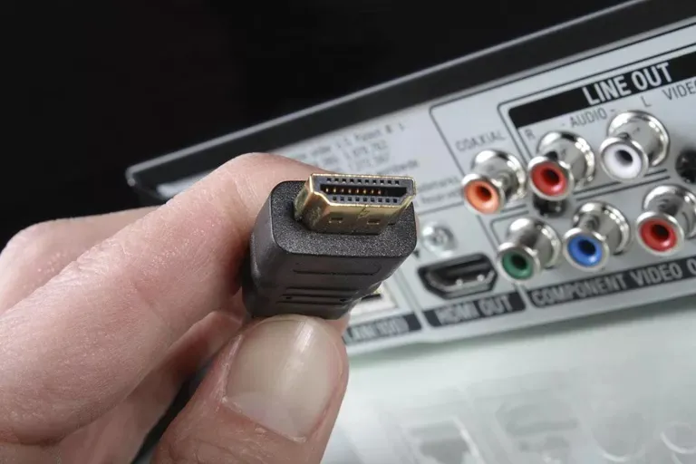 Dây cáp HDMI kết nối máy tính laptop TV máy chiếu Cách khắc phục sự cố kết nối cáp HDMI