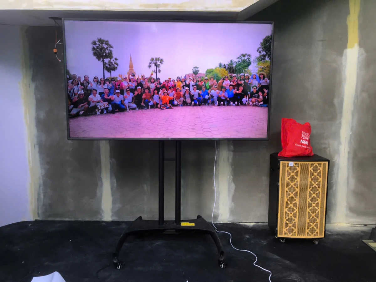 Thu&ecirc; tivi 55 inch cho sự kiện doanh nghiệp hội nghị tại TPHCM