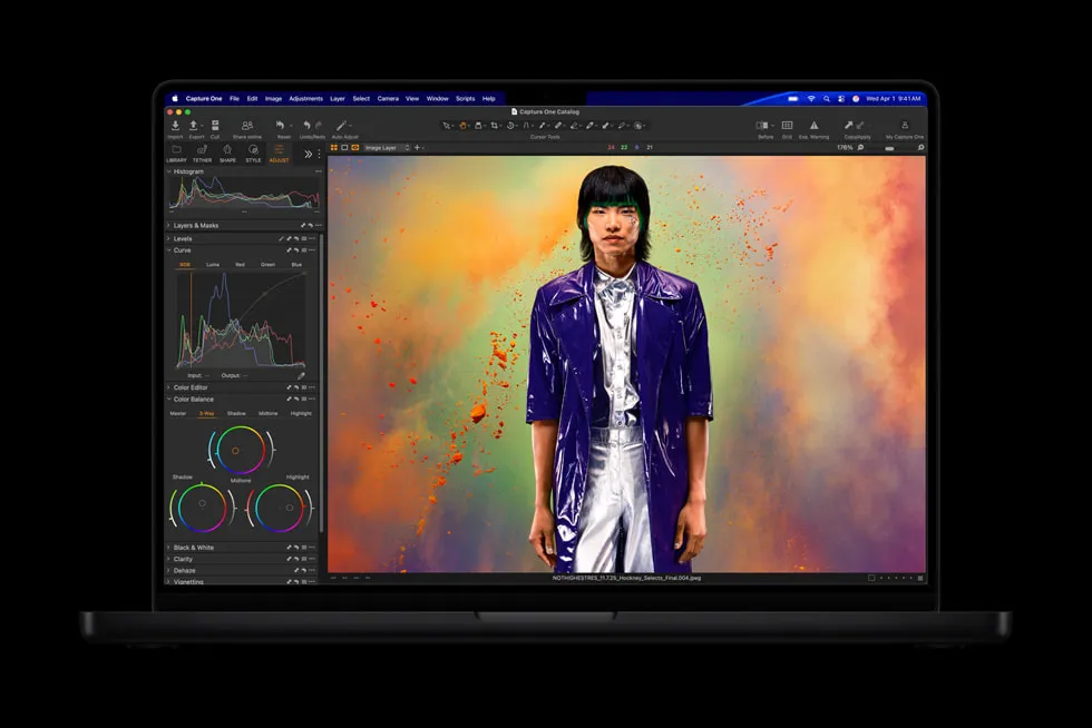 MacBook Pro 16 M5 Max 2026 – Capture One và workflow chỉnh ảnh chuyên nghiệp MacBook Pro M5 Max trong môi trường làm việc sáng tạo