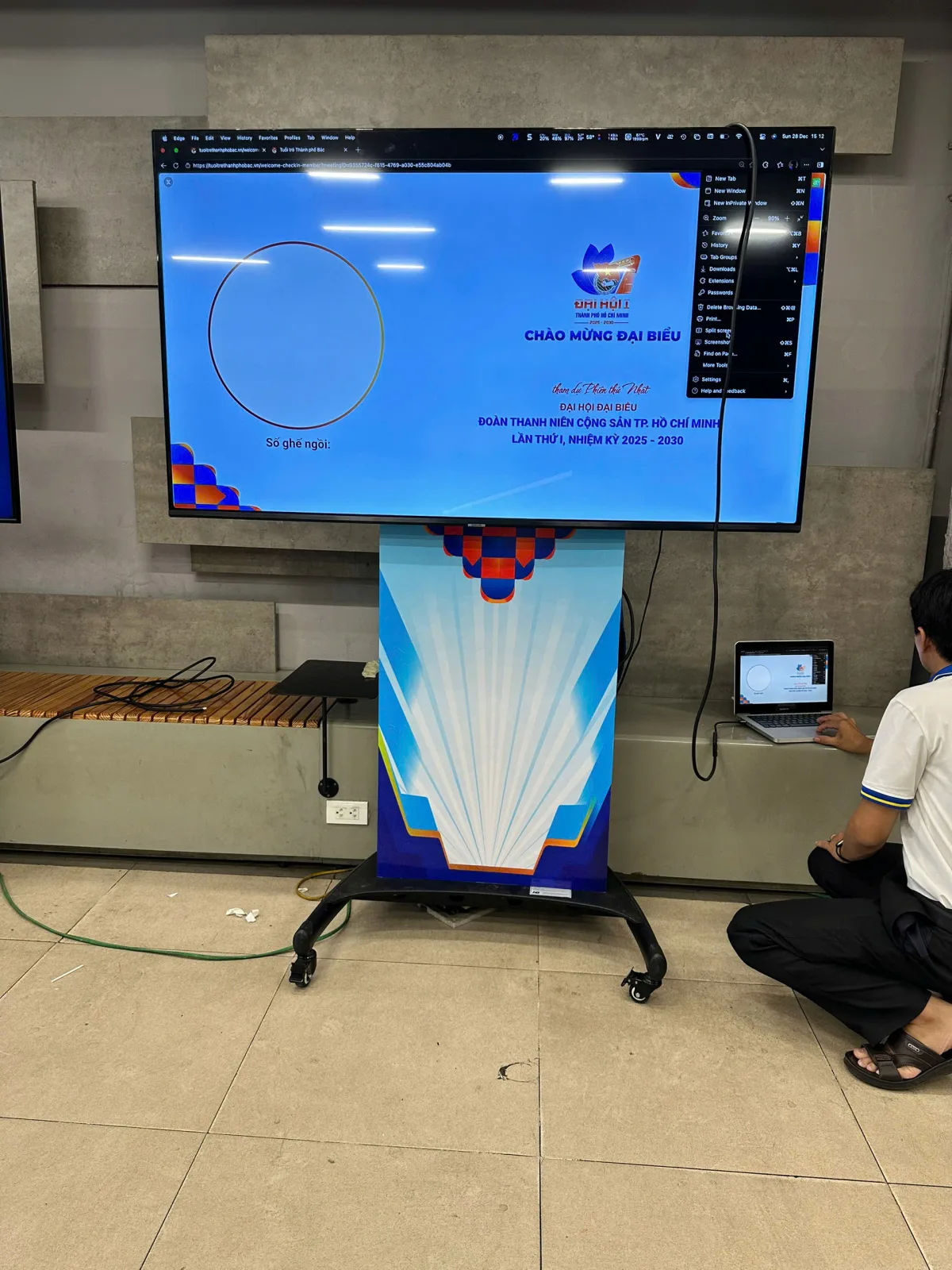 Tivi 75 inch 4K cho thuê sự kiện ra mắt sản phẩm