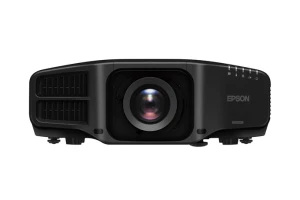 Máy chiếu Epson EB-G7905U mặt trước - 3LCD WUXGA lắp đặt hội trường