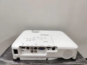 Máy Chiếu Cũ Epson EB-X04 - XGA 2.800 lumens, HDMI, giá rẻ