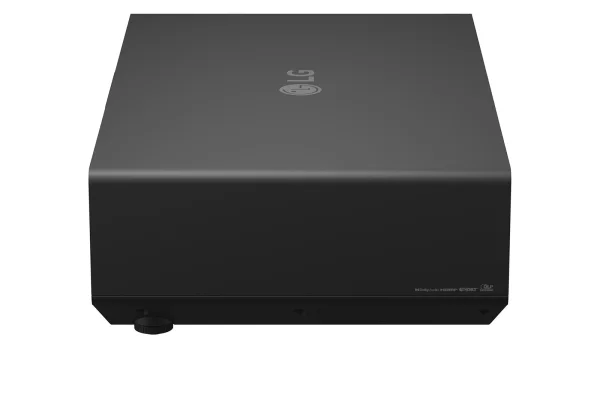 LG BU70QGT góc nghiêng - máy chiếu 4K laser cho doanh nghiệp