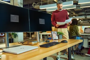 Màn hình HP Series 7 Pro 727pk 27 inch 4K Thunderbolt 4