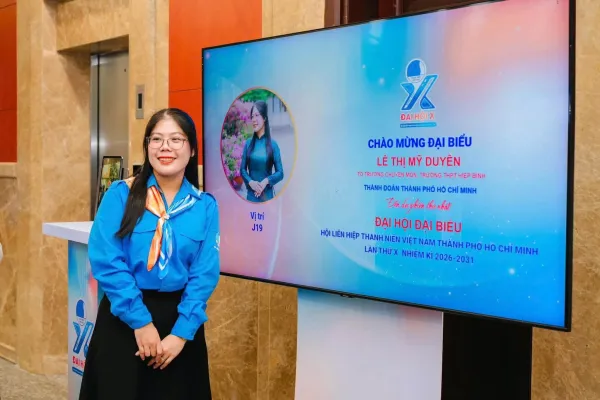 Cho thuê 4 tivi 65 inch cho Thành đoàn TPHCM