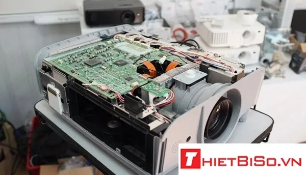 Sửa Máy Chiếu Tại Hoàng Mai – Bảo Hành 6 Tháng