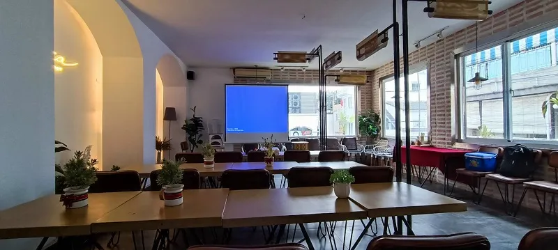 Thuê máy chiếu Bình Chánh